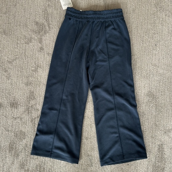 Lululemon Ribbed Softstreme Mid Rise Wide Leg Crop 25” - Picture 9 of 11